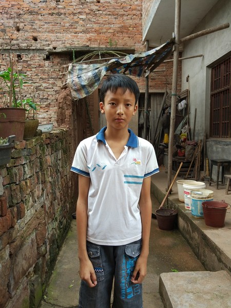 张衡(2019年7月高二,2019年下半年中止资助)