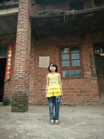 郝湘香(该生转校,取消资助)