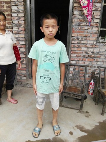 汤鹏铭 (2019年7月毕业,2019年下半年中止资助)