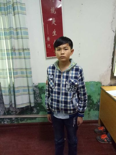 谷云河(转校找不到人,中止资助)