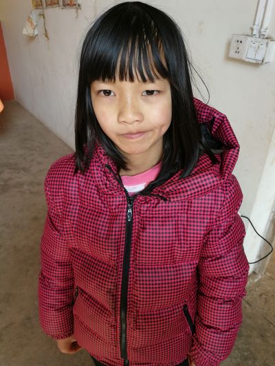 谭金花(2020年已转学大同中学,2020下学期中止资助)